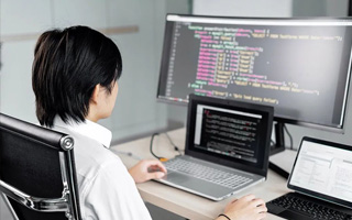 燕郊 ,php声明和调用变量的符号是什么？